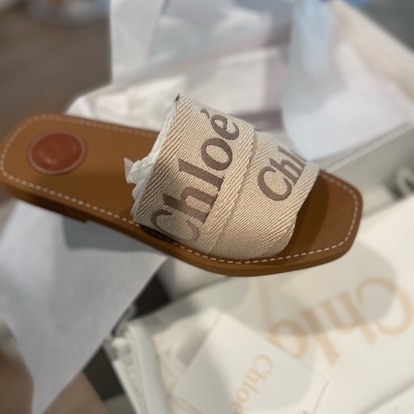 Brand new Chloe woody sandal in blush (cream) size 38 - Picture 1 of 4